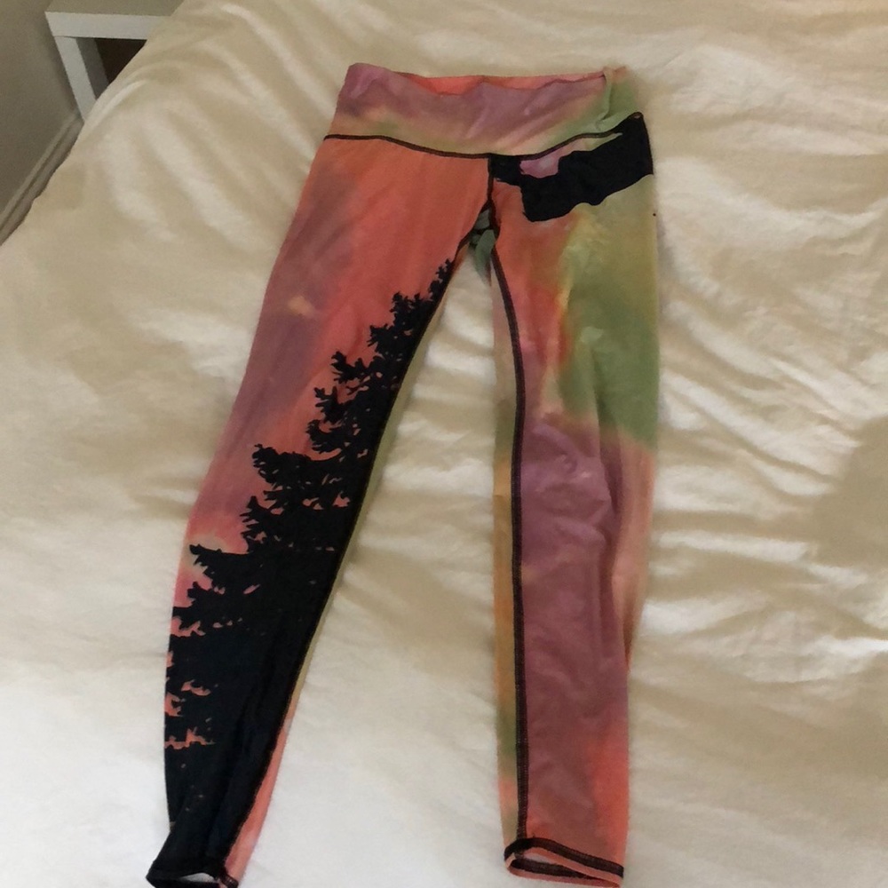 Teeki yoga pants